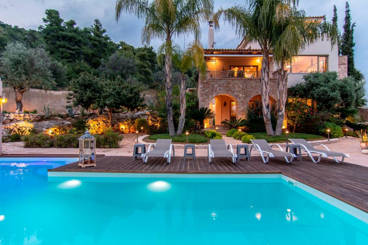 Villa Maira Luxurious With Private Swimming Pool Kórfos Exterior foto